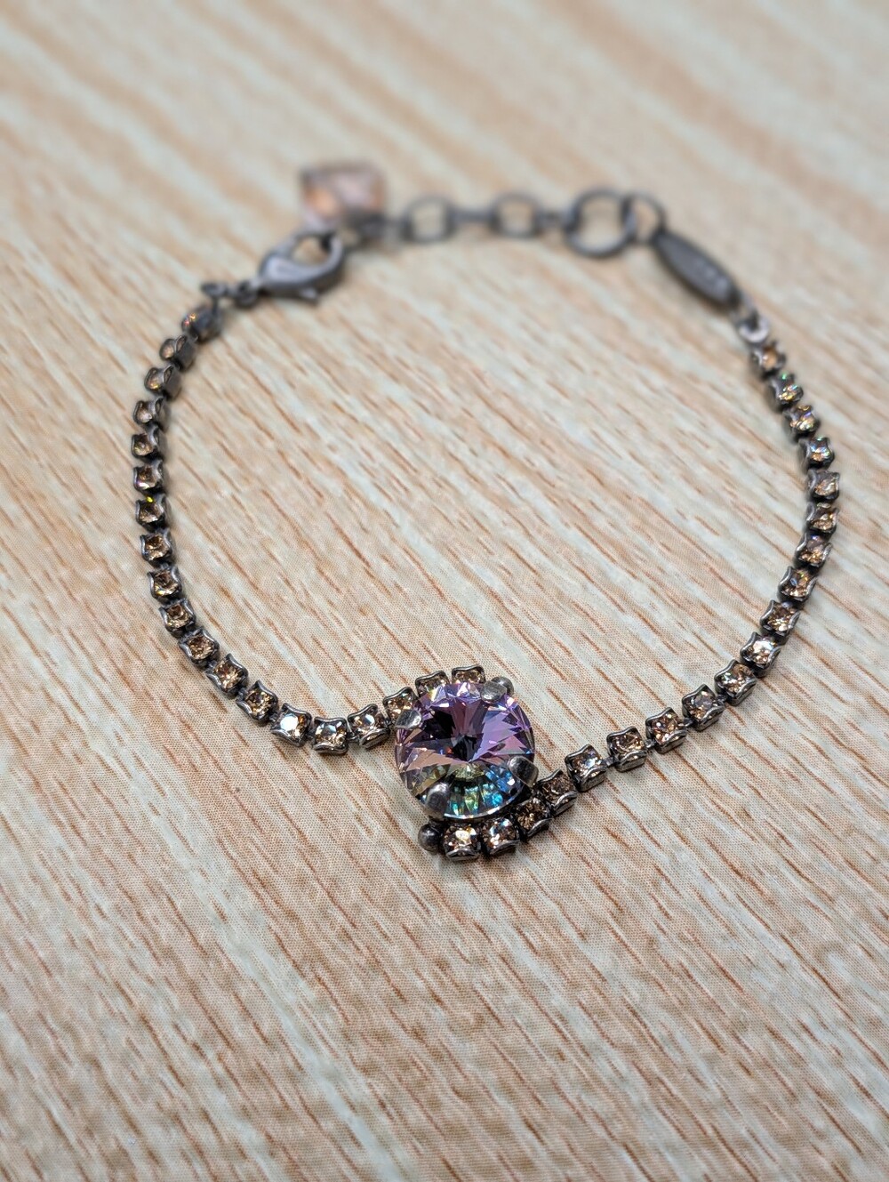 Sabika Iridescent Bracelet